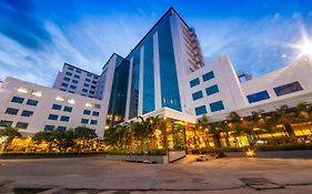 บูติค ซิตี้ แอนด์ บราโว โฮเทล พัทยา